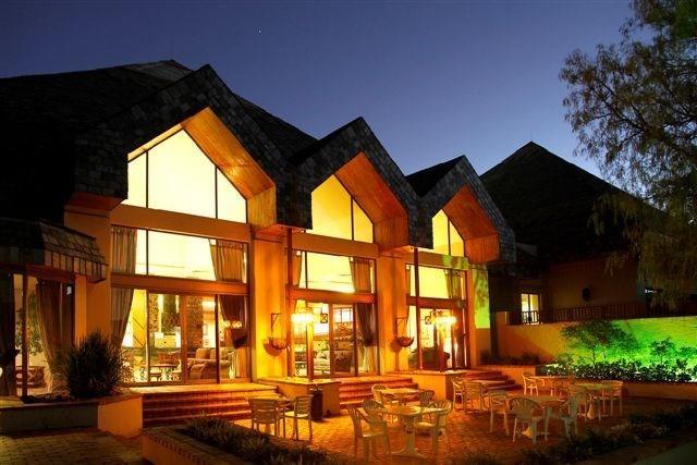 Black Mountain Leisure And Conference Hotel Groothoek Eksteriør bilde