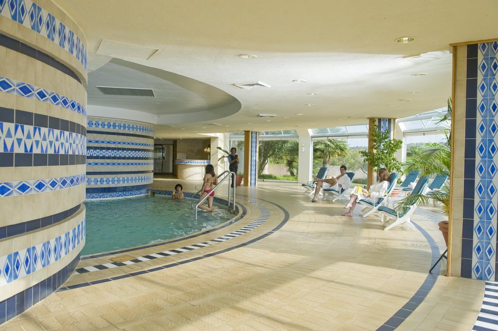 Black Mountain Leisure And Conference Hotel Groothoek Eksteriør bilde