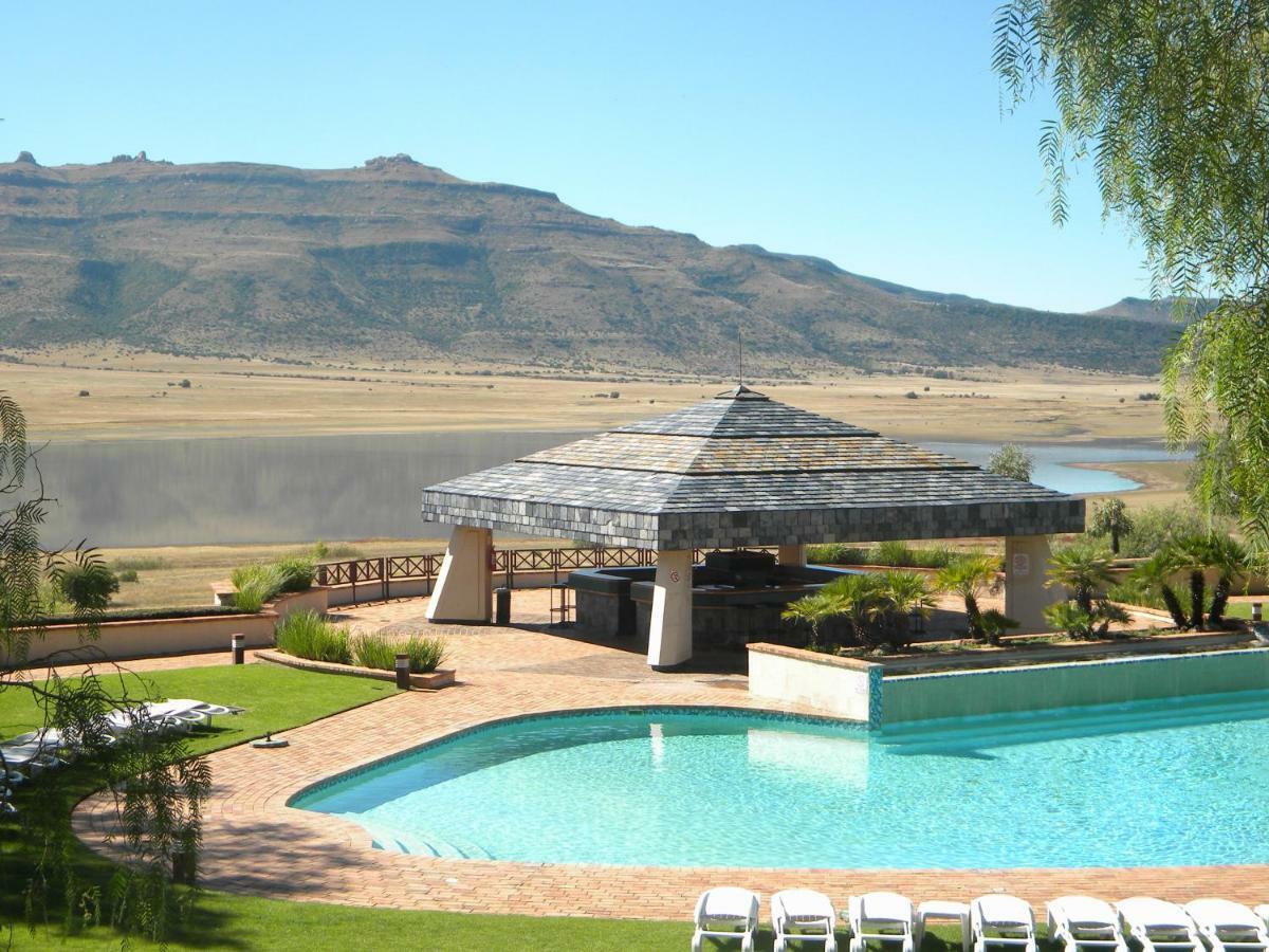 Black Mountain Leisure And Conference Hotel Groothoek Eksteriør bilde